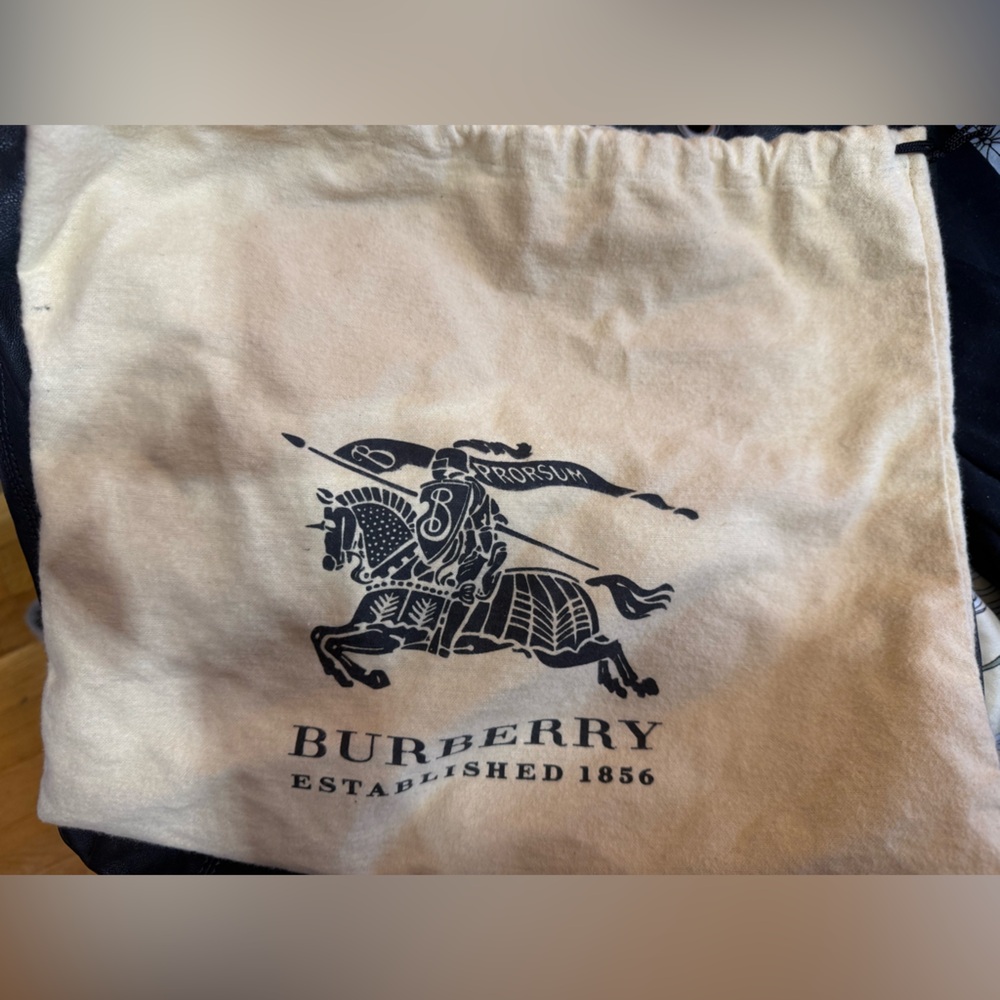 Burberry Black Leather Tote - Picture 3 of 14
